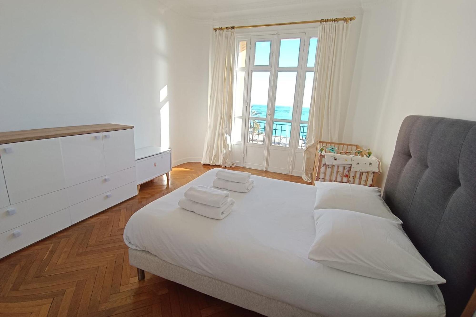 Bright T3 - Near The Nizza