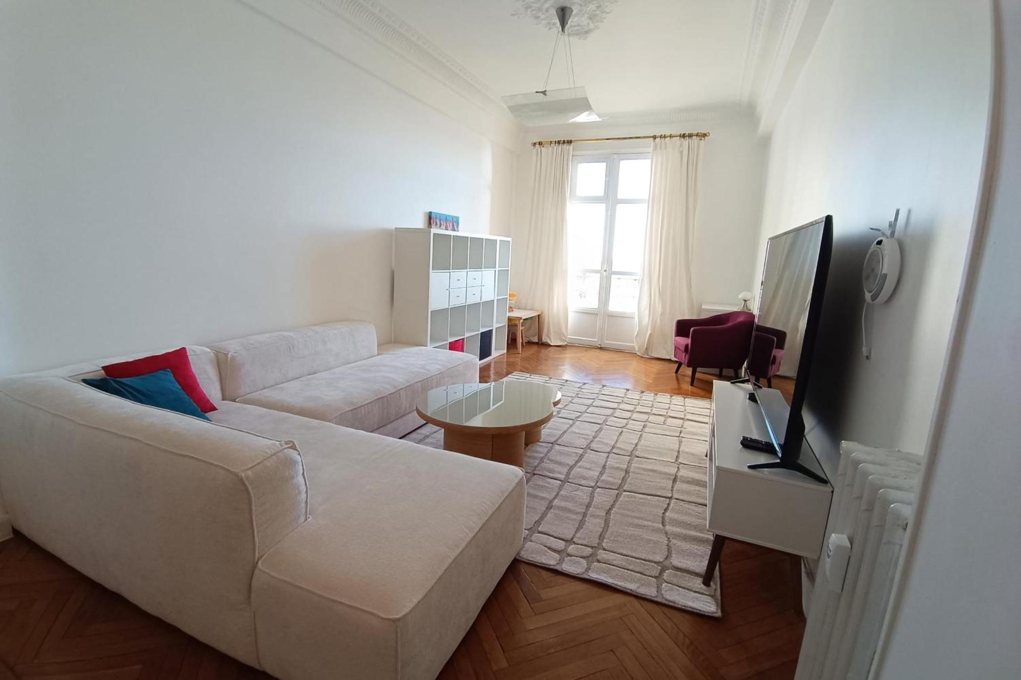 Bright T3 - Near The Nizza