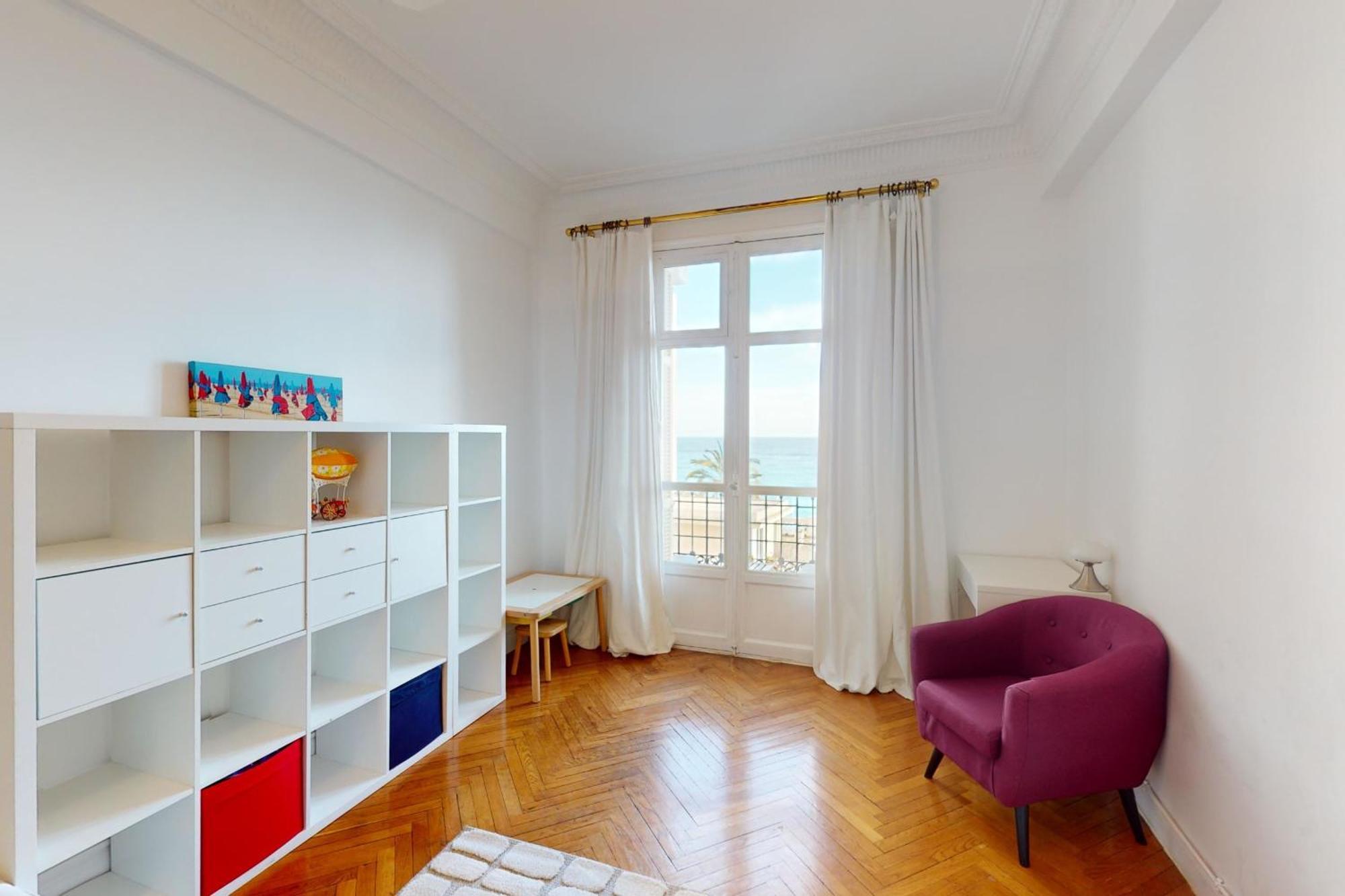 Bright T3 - Near The Nizza